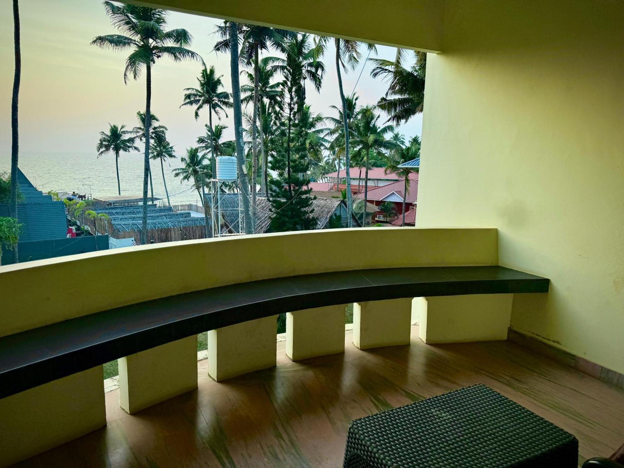 Beach View Balcony Resort By Hello ורקלה מראה חיצוני תמונה